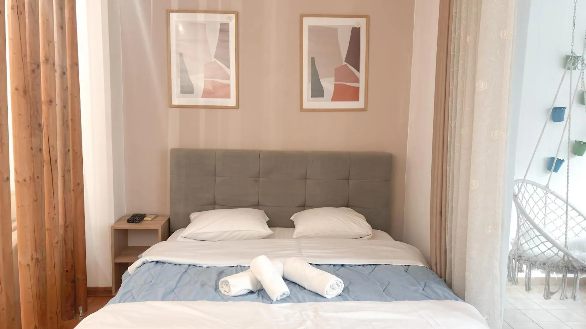 Hotel Budget Retreat Tirana & Studios