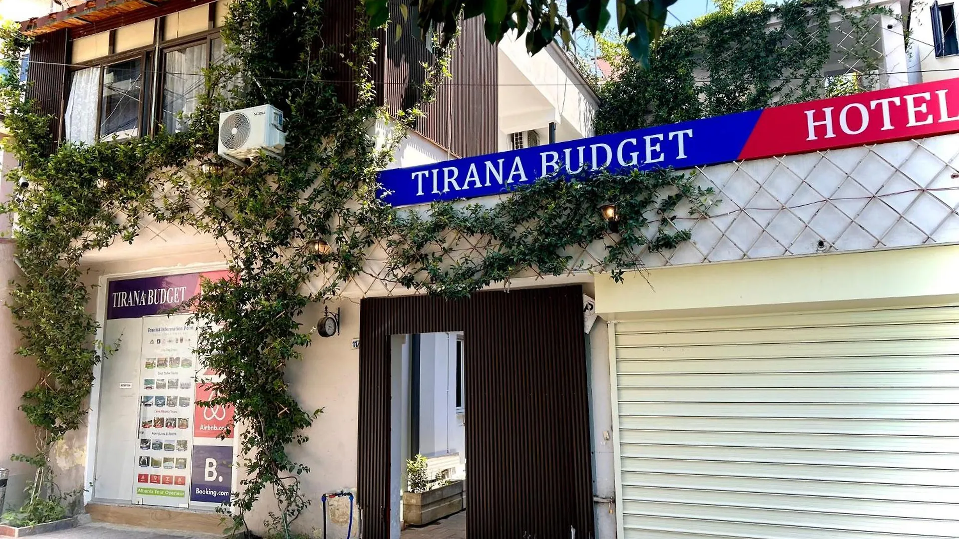 Budget Retreat Tirana & Studios 0*,