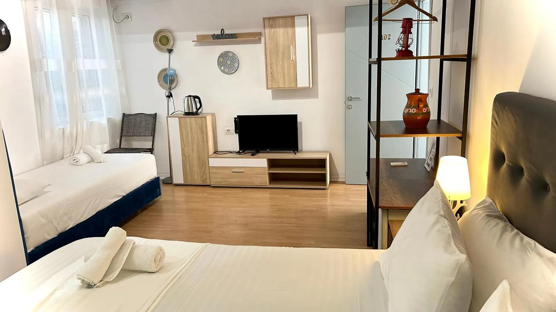 Budget Retreat Tirana & Studios