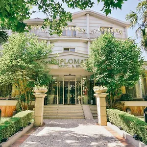 Hotel Diplomat &, Tirana